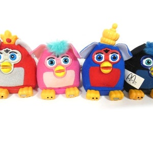 1 Vintage Furby z figurki Happy Meal z McDonald's z 2001 r. Kolekcjonerska figurka McDonald's