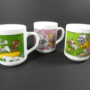 1 Vintage Tom And Jerry Mug Arcopal France Milk Glass mug Cup