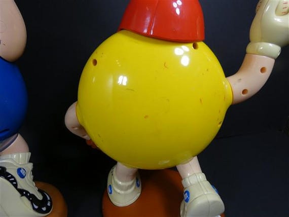 ヴィンテージ バスケットボールまたはゴルフ M&M ディスペンサー