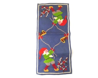 Vintage jultomtebordslöpare skandinavisk design vintage retro design broderad bordslöpare skandinavisk dansk svensk