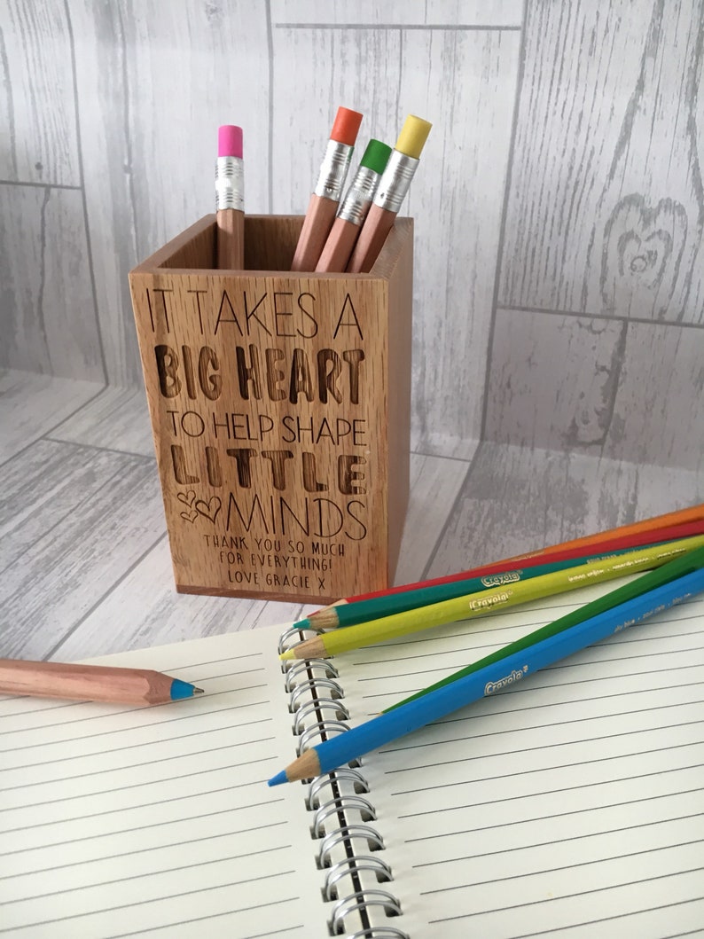 PERSONALISED TEACHER PEN GIFT ENGRAVED IT TAKES A BIG HEART THANK YOU PRESENT