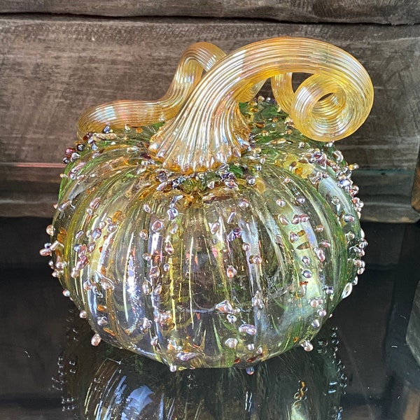 Glass Pumpkin 3605-88-B Walker&Bowes