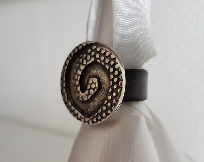 Leather ring with ring bead LR10-11