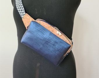 Belly/Crossbody bag, individual and self-sewn