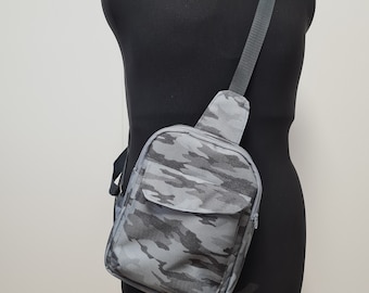 Slingbag / Crossbody bag, unisex, individual and self-sewn