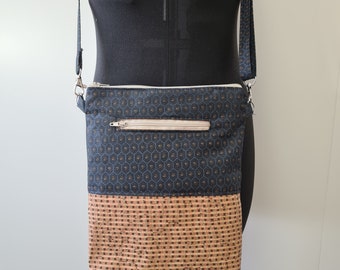 Crossbody bag with cork