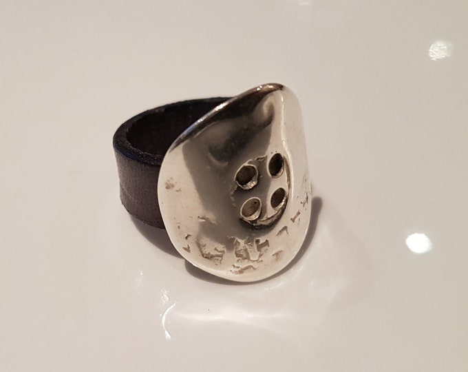Lederring mit ausgefallener Ringperle LR10-12 - Restposten