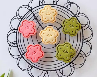 New flower smile face Cookie cutter Biscuit Mold, Cookie Stamp, Kitchen Baking Pastry Bake ware Tool