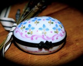 Vintage French Limoges Hand Painted Porcelain Egg Sku L284