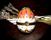 Limoges France Beautiful Hand Painted Egg Shaped Box Sku L209