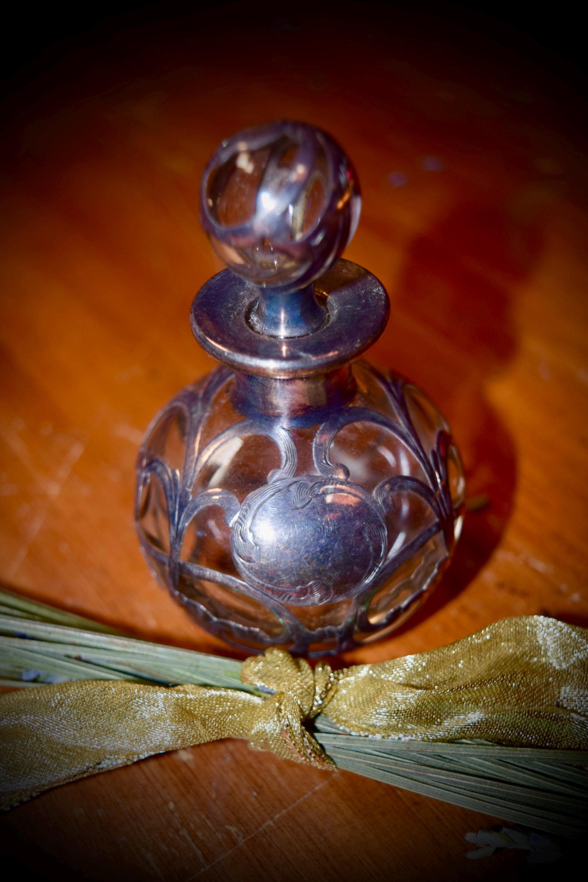 英国アンティーククリスタルとスターリングシルバーの香水瓶 SKU: C249