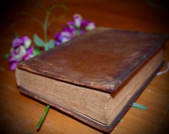 Antikes französisches Buch Les Delices De La Grand' Bretagne, & De L'Irlande. Sku: B004
