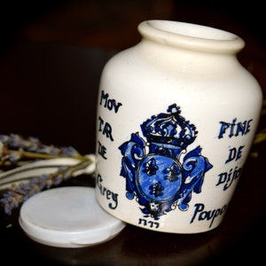 French Porcelaine Mustard Jar Marque et Modèle     Sku: C230