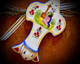 French Vintage Henriot Quimper Wall Holy Water Font With Praying Breton Woman                  Sku:  R002