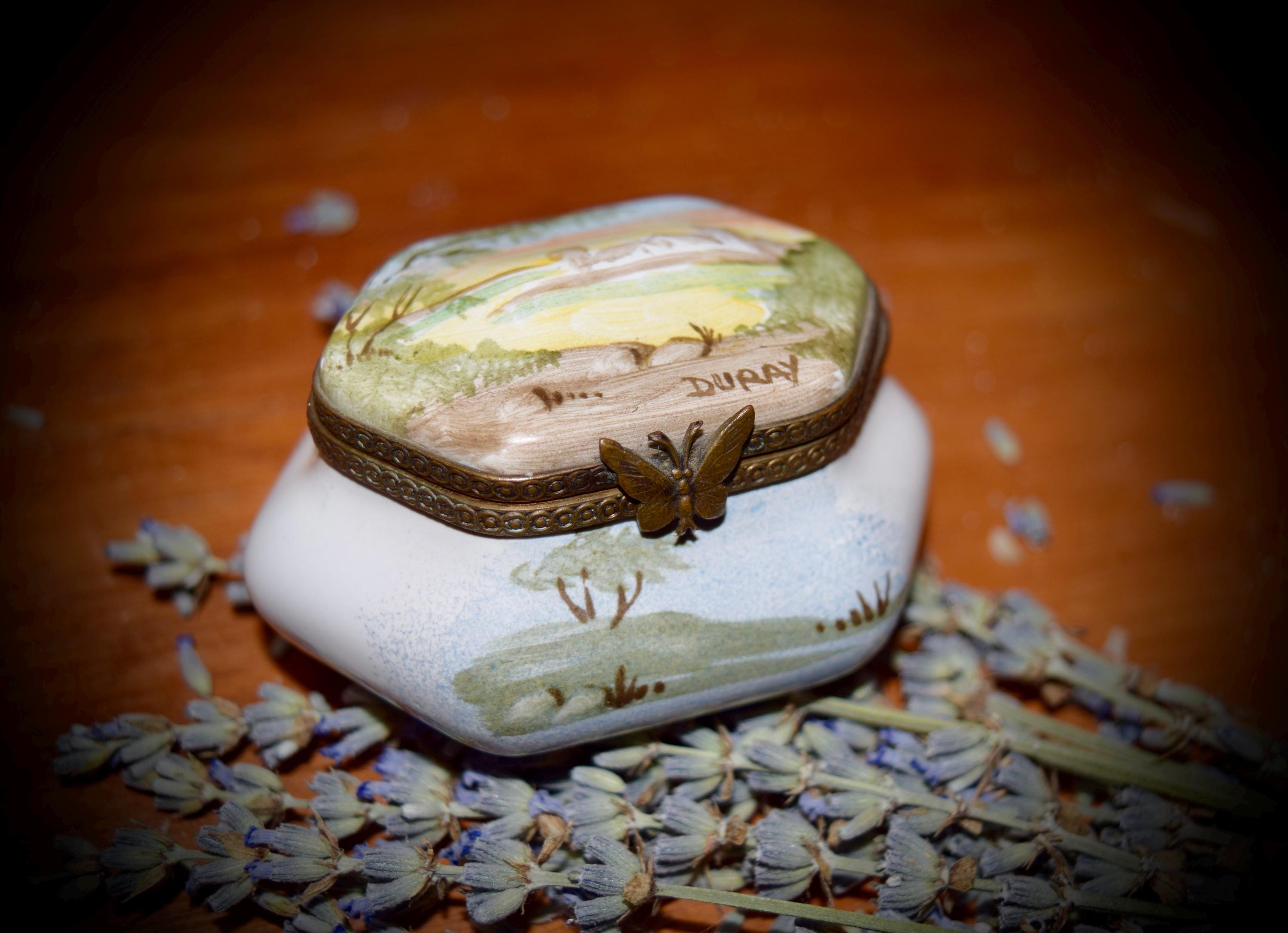 ヴィンテージ手描き小物入れ SKU: L363 - Etsy 日本