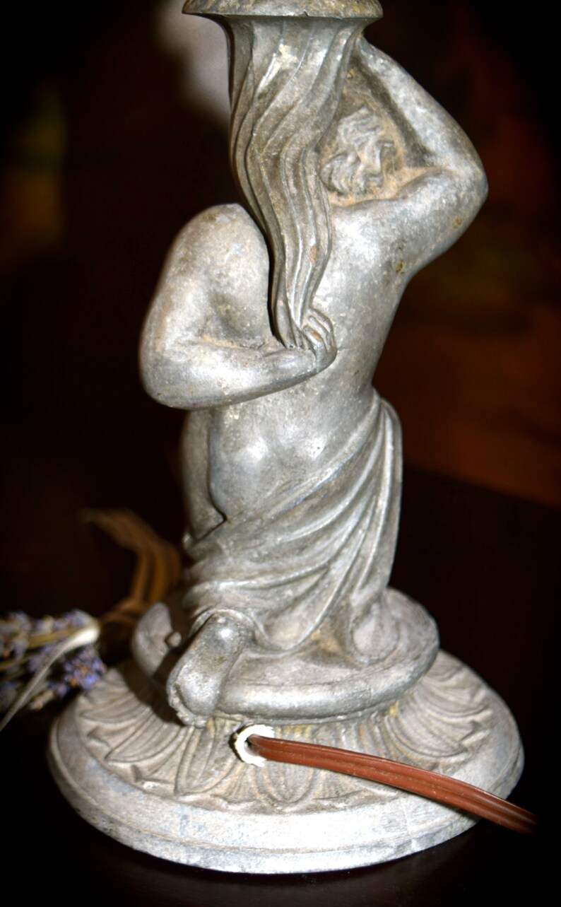 Vintage Cast Metal/Spelter Sculptured Girl Table Lamp Sku: C226 image 2