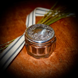 Antique Sterling and Glass Dresser/ Vanity Jar                     Sku: C471