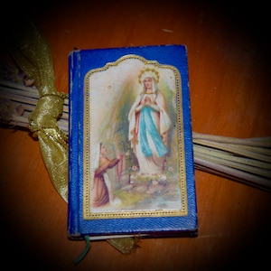 Miniature French Prayer Book For Children, &quot;Bouquet Céleste&quot;           Sku: B009