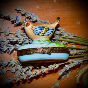 Vintage French Limoges Bird in a Tree                    Sku: L355