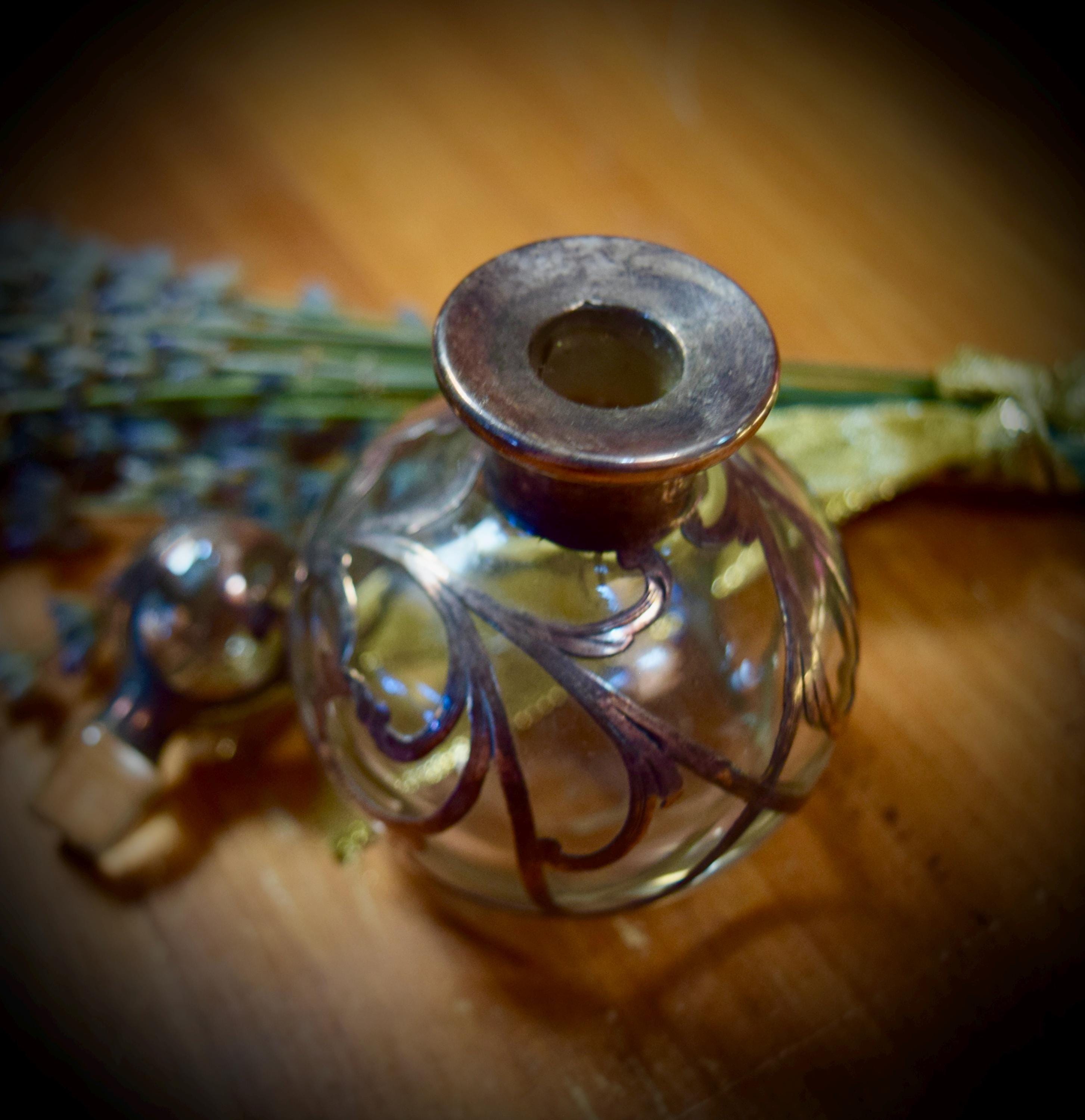 英国アンティーククリスタルとスターリングシルバーの香水瓶 SKU: C249