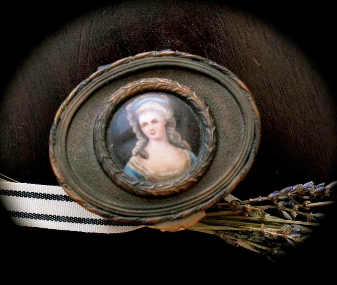 リモージュボックス ハンドペイント フランス製 アンティーク Limoges Limoges Box (リモージュボックス)の世界 | 特選和洋食器売場 | 大丸