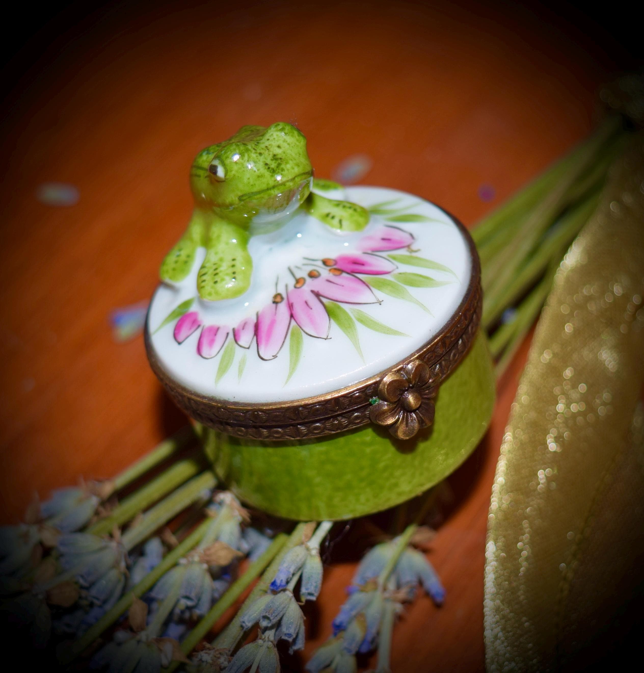 Limoges Trinket Box Lilies - Etsy