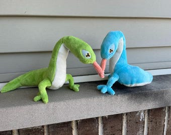 Snecko Plushie (now with blue Downfall variation!)