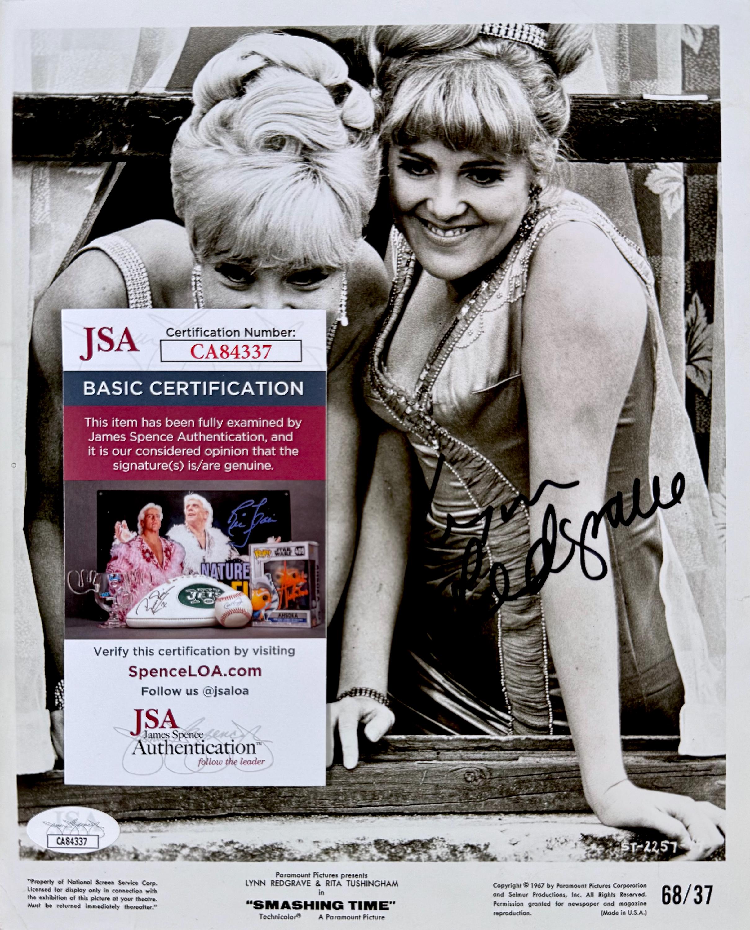 Lynn Redgrave Signed Autographed 8