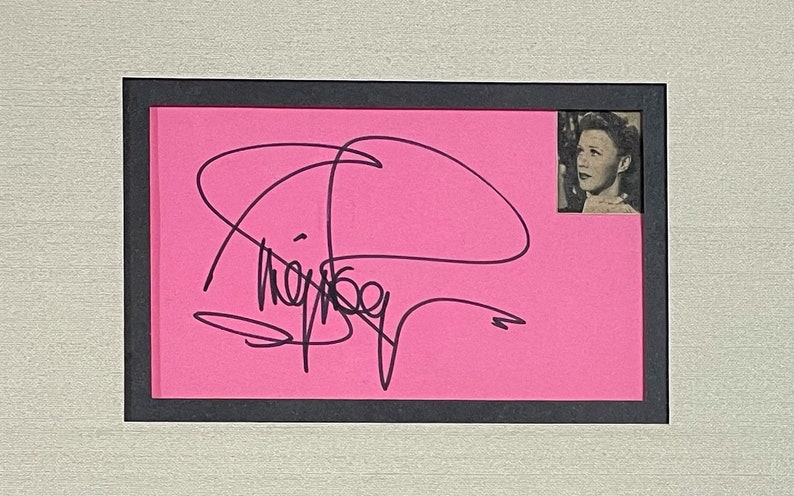 Ginger Rogers autograph Signed 11 x 14 Vintage Photo plus autographed Card Framed PSA/DNA JSA Letter of Authenticity image 4