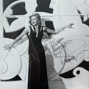 Ginger Rogers autograph Signed 11 x 14 Vintage Photo plus autographed Card Framed PSA/DNA JSA Letter of Authenticity image 2