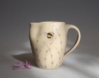 Bumblebee jug