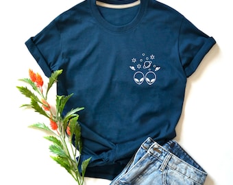Alien Pocket Graphic T-Shirt – Cotton Unisex Tee