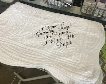Tengo un ángel de la guarda en el cielo lo llamo papa- manta para bebés- edredón para bebés-ángel de la guarda-regalo para duchas- regalo para bebés- bordados personalizados