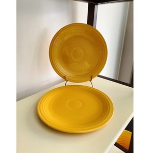 Set of 2 Vintage Yellow 9.5&quot; Fiestaware Dinner Plates