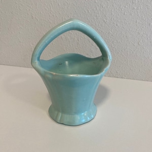 Vintage Haeger Pottery Aqua Ceramic Flower Basket Circa 1950-1960