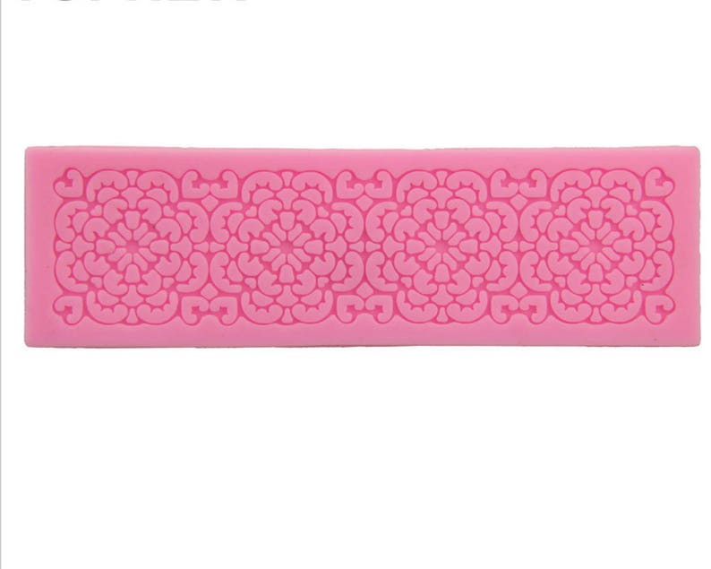 Moule Silicone Dentelle 15.7 cm x 4.7 cm cm , neuf , idéal pour la décoration image 2