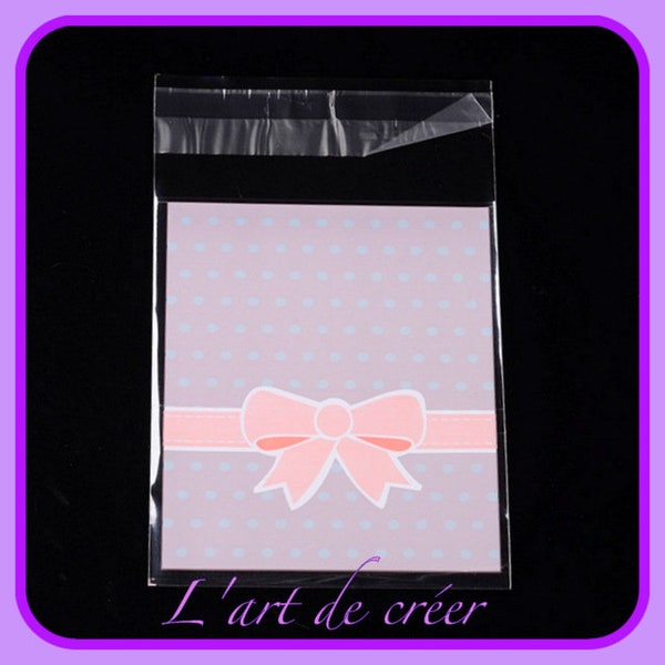 20  pochettes , sachets plastique avec bande adhésive - dimension 12,5 x 8 cm , rose et blanc