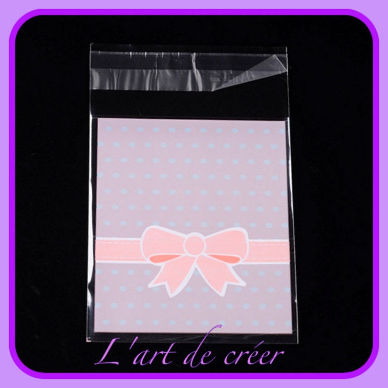 20 pochettes , sachets plastique avec bande adhésive dimension 12,5 x 8 cm , rose et blanc image 1