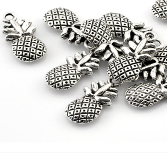 Amazon.com: The Pineapple Tradition Zinc Pinaeapple Pocket