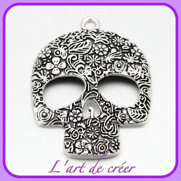 1 Grand pendentif crane , tete de mort XL couleur argent vieilli 66 x 49 mm