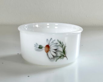 Arcopal daisy decor ramekin, vintage small milk glass bowl, Made in France