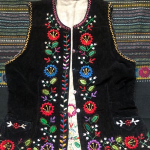 Vyshyvanka woman old antiqueHandmade Ukrainian national embroidered vest vintage 1930-40 XS-S Ukraine