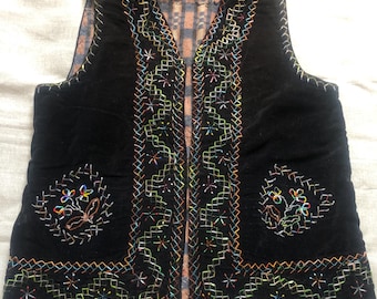 Vyshyvanka woman old antique Handmade Ukrainian national embroidered vest vintage 1930-40 S-M Lviv Ukraine