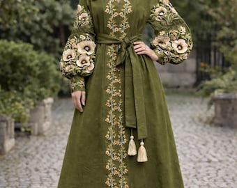 SLOVAKIA / Fitted Dress ( Slovak Folk Pattern ) - Etsy