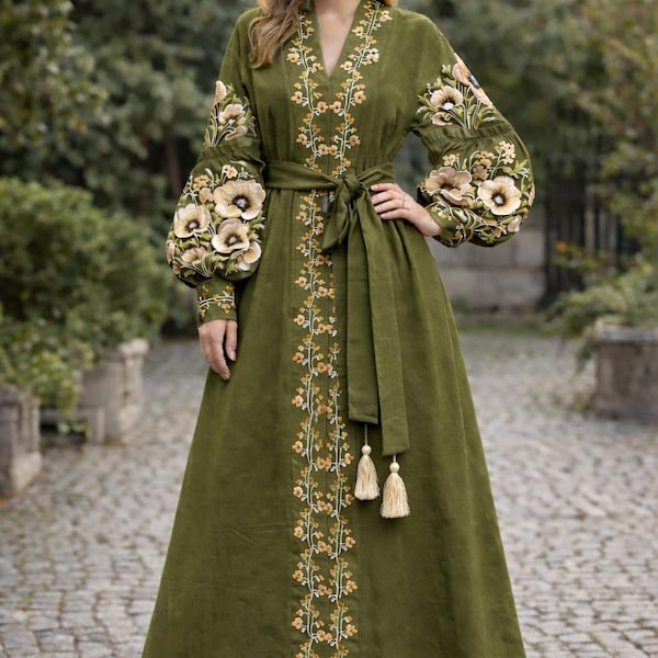 Wyschywanka-Kleid, ukrainisches Boho-Leinenkleid mit Stickerei, individuelle Stickerei, Größen 2XS–5XL, individuelle Kleiderlänge, Farbauswahl