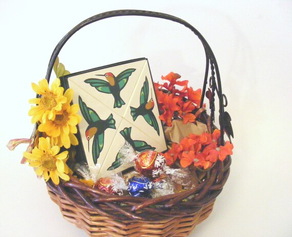 Gift Various nested boxes with lids Storage box Floral /& Humming Bird Design