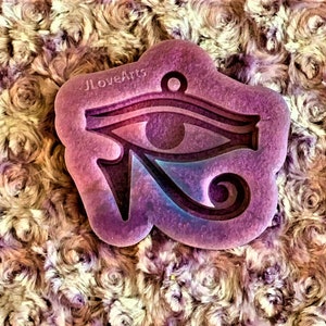 Layered Eye of Ra Keychain Mold/Eye of Ra Keychain Mold/Layered Mold