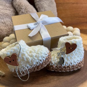 Spanish pregnancy announcement to Abuelitos, Abuela-to-be Gift Box, Handmade Baby Reveal, Spanish baby to be announcement, Booty Gift Box