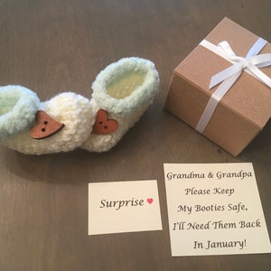 Pregnancy Announcement, Pregnancy Announcement Booties,  Announcement Baby Booties