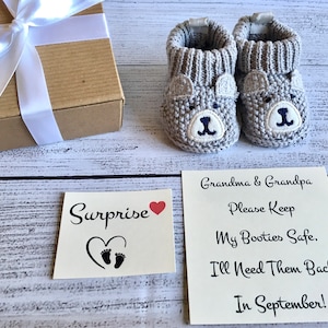 Grandparents Pregnancy Announcement, Pregnancy Announcement gift box, Baby Announcement Booties, Grandparents Pregnancy Reveal Booties